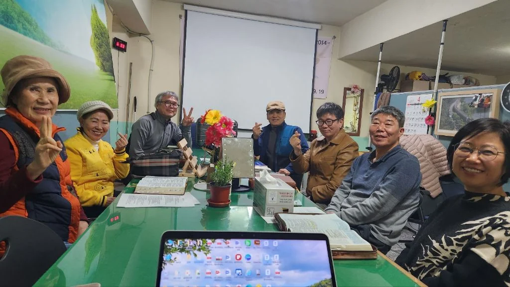 소그룹 모임 · 함께하는 말씀과 기도